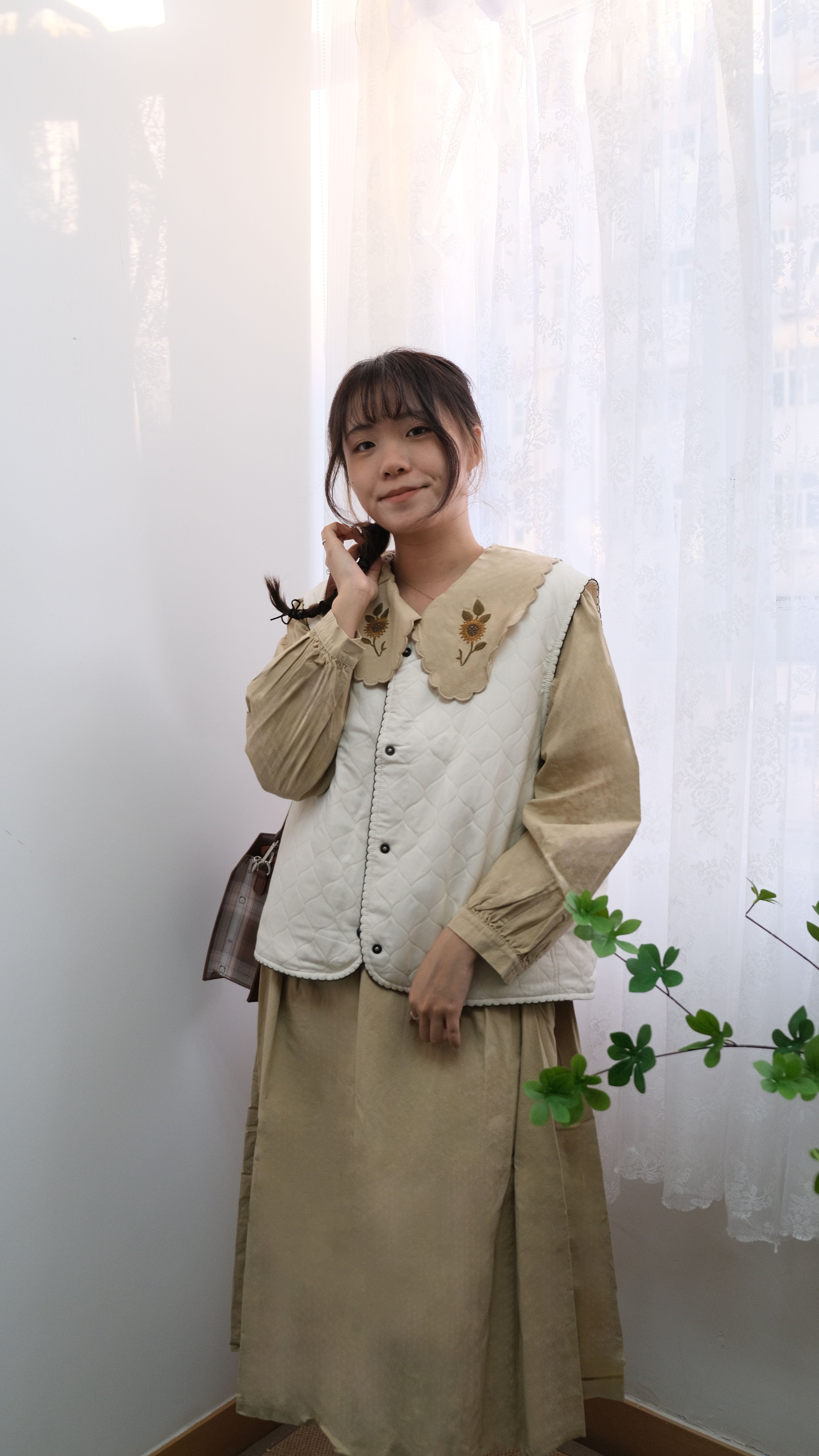 【最新產品】向日葵刺繡連身裙